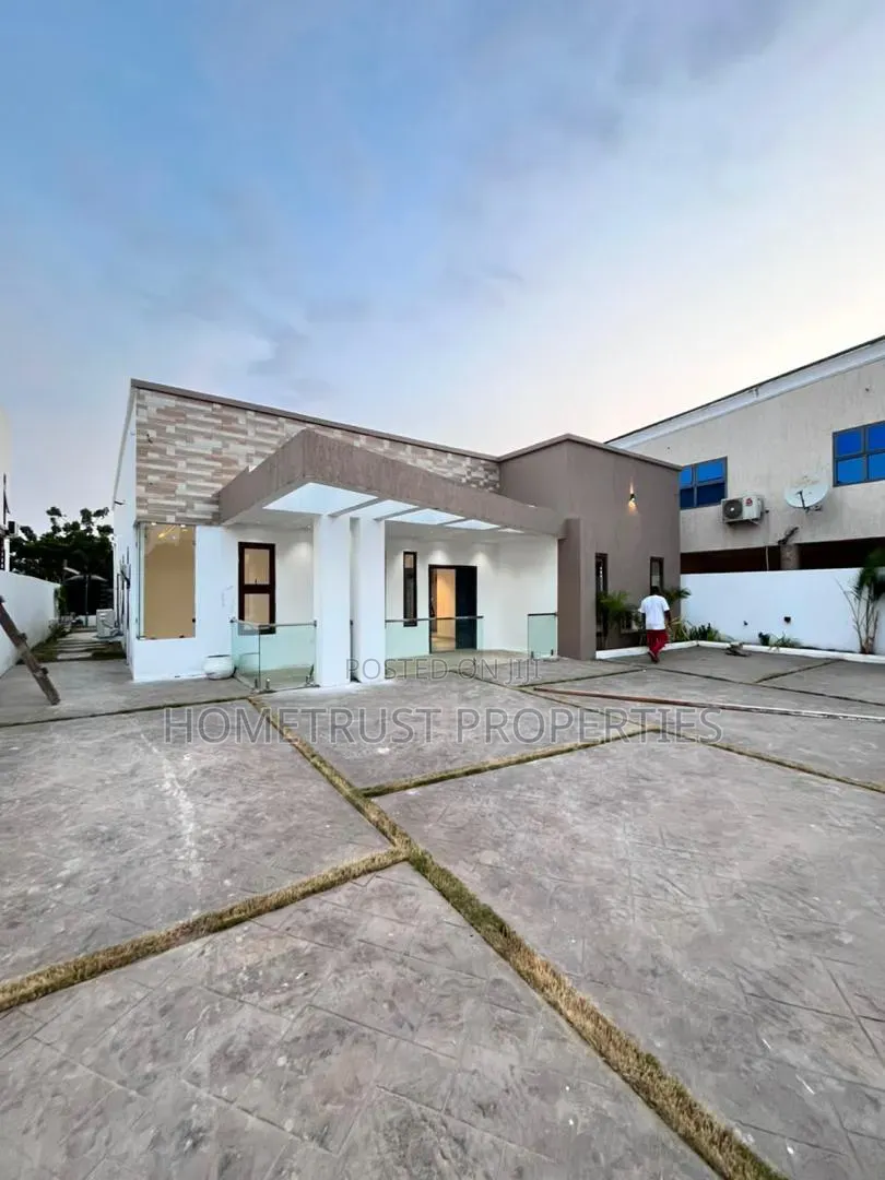 4bdrm House in East Legon Hills, Police Station for sale in Police Station