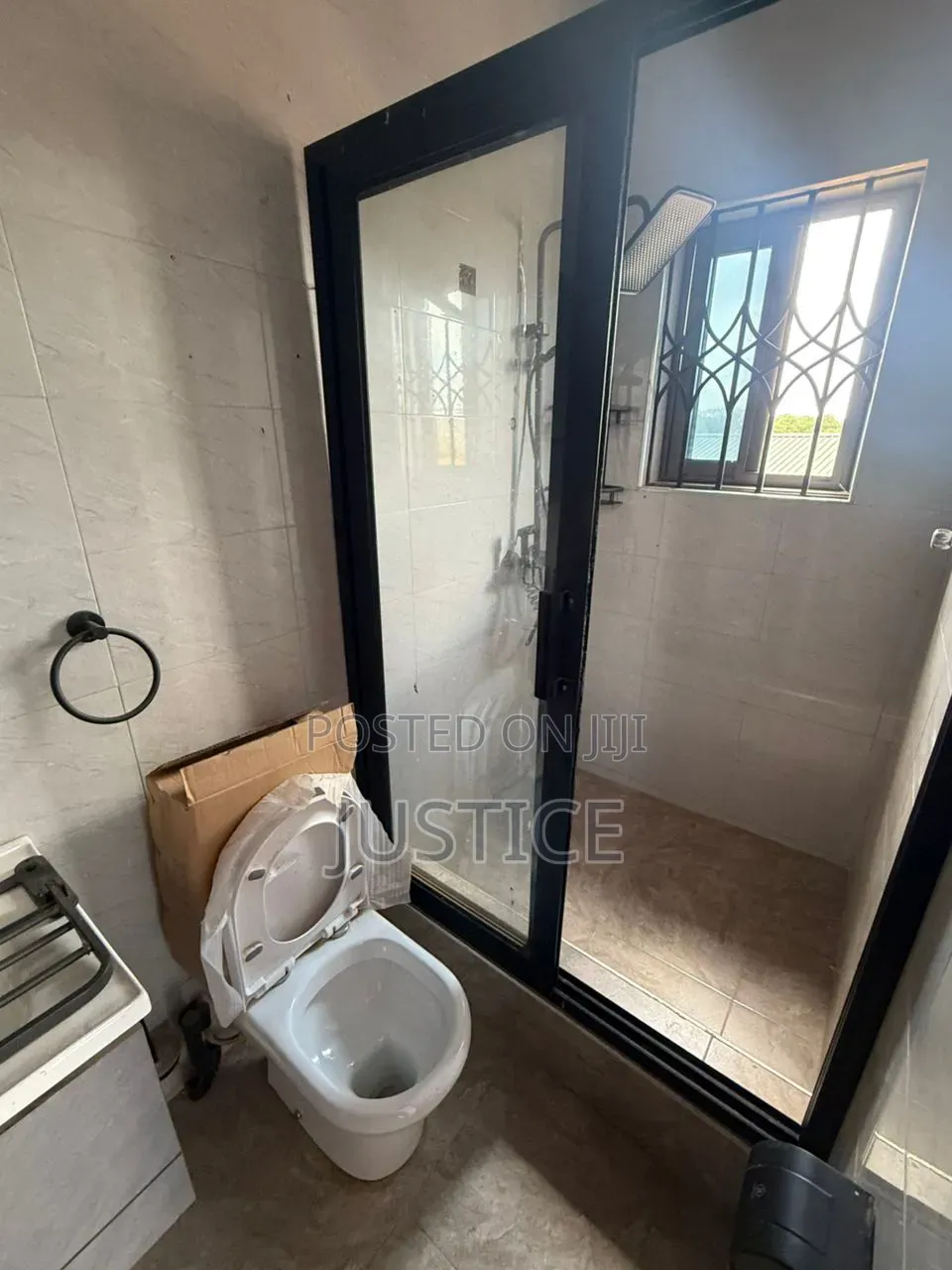 2bdrm Apartment in Ablekuma Curve, Olebu for rent in Olebu