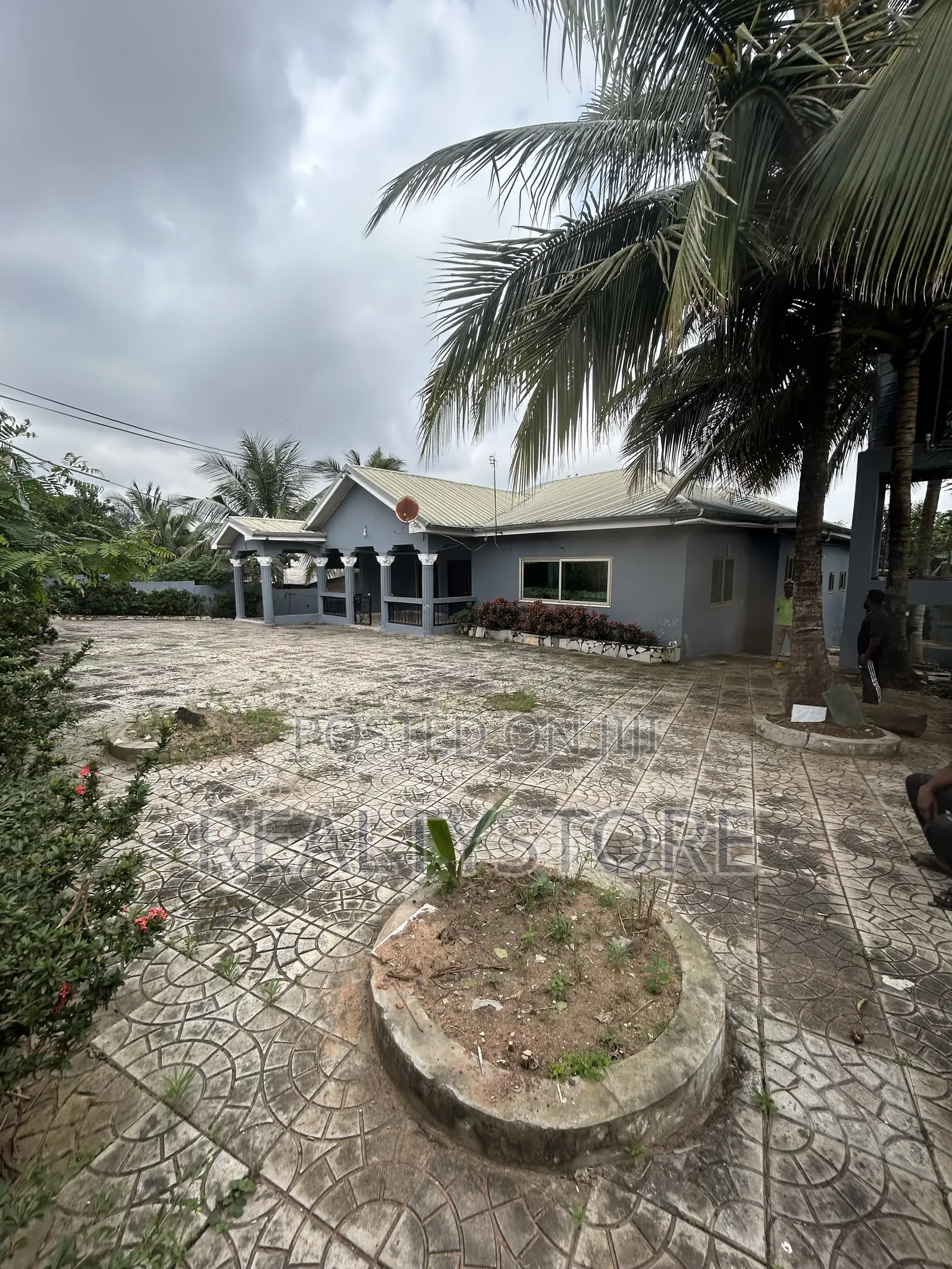 5bdrm House in Abuom, Accra Metropolitan for rent in Accra Metropolitan