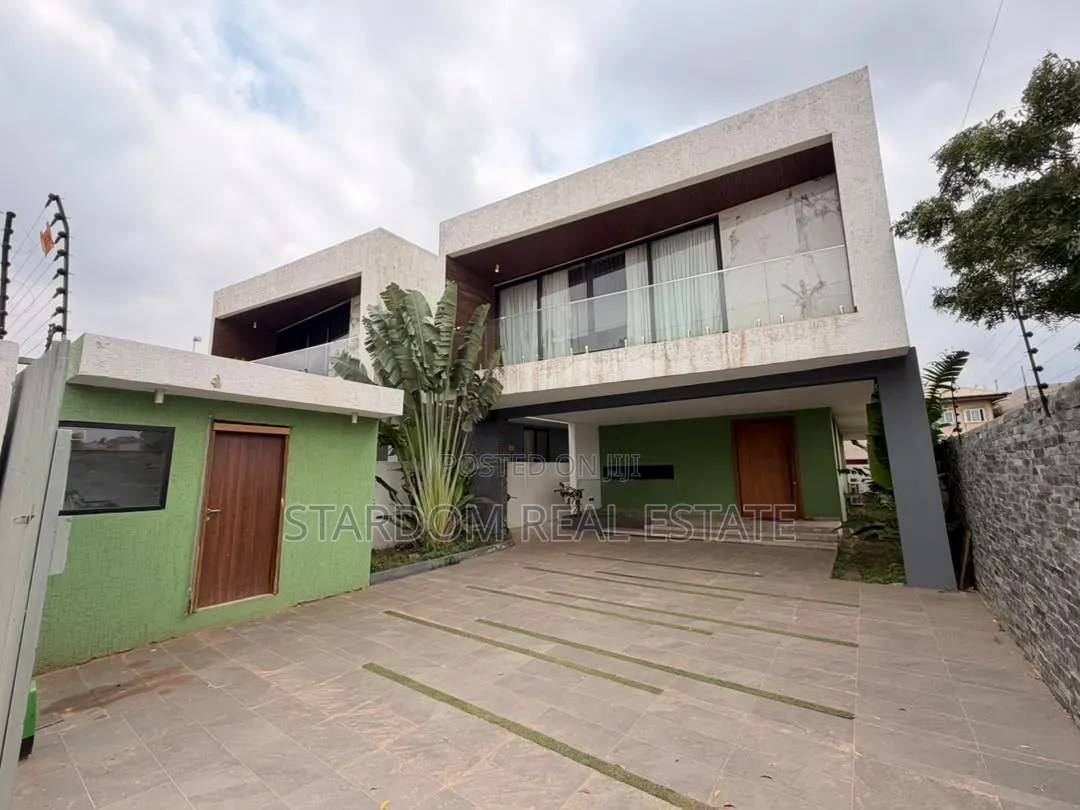 3bdrm Duplex in Ashaley Botwe, Nmai-Dzorn for rent in Nmai-Dzorn