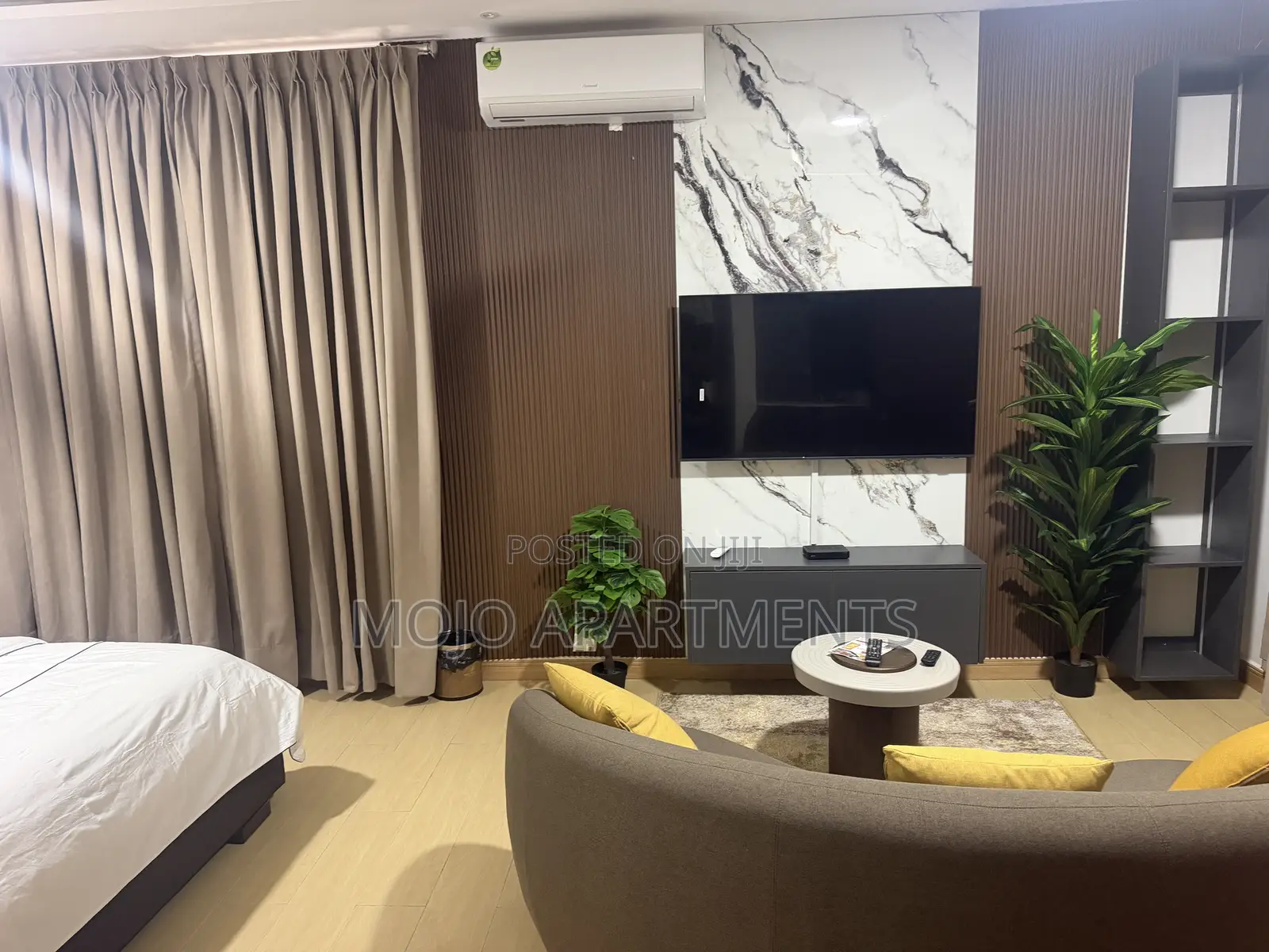 Furnished Studio Apartment in Mojo Apartments, Community 25 for rent in Community 25