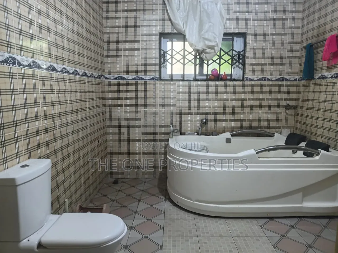 3bdrm House in Kotoku, Amasaman for sale in Amasaman