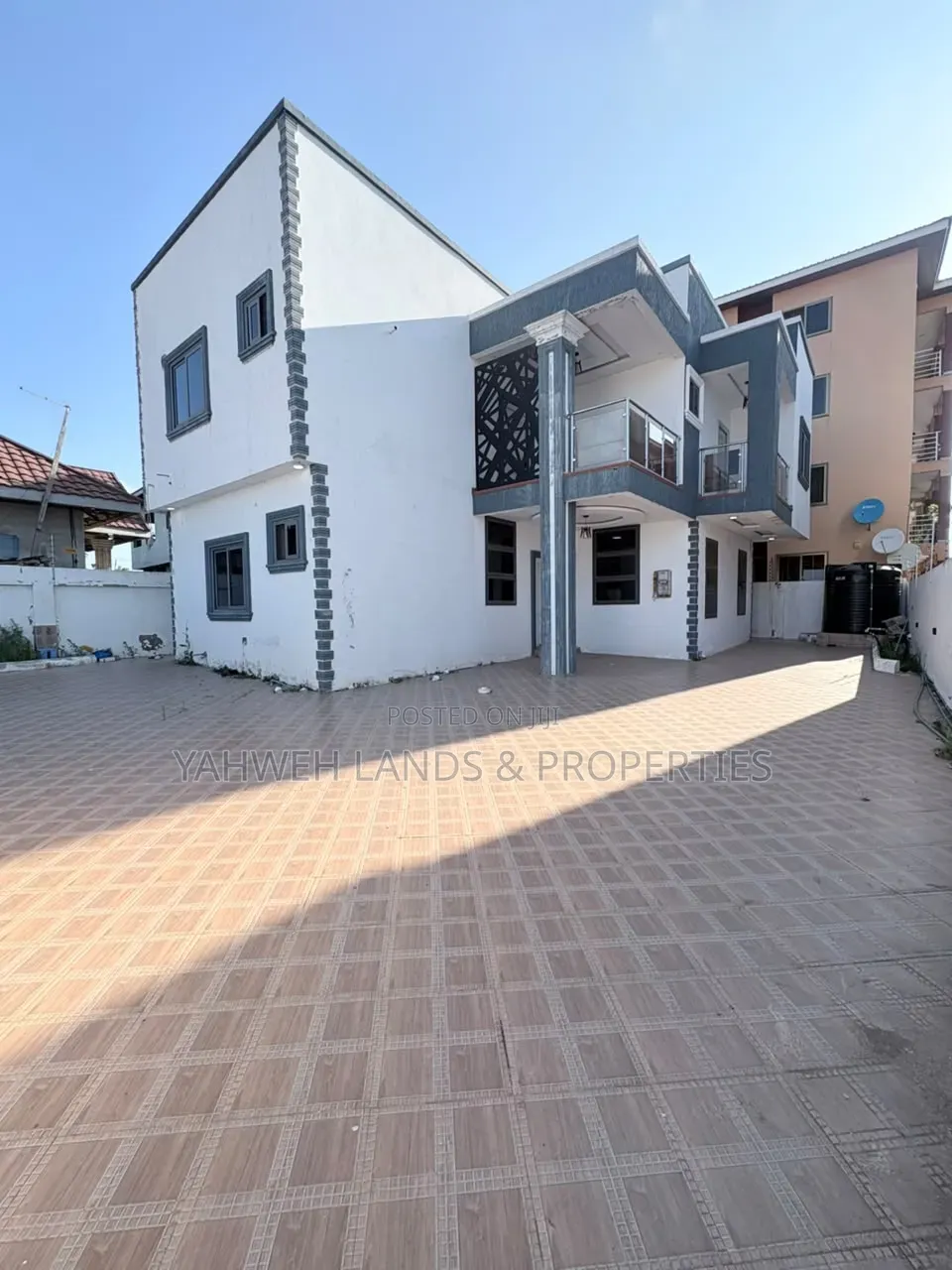 4bdrm Apartment in Dstv, New Site for rent in New Site