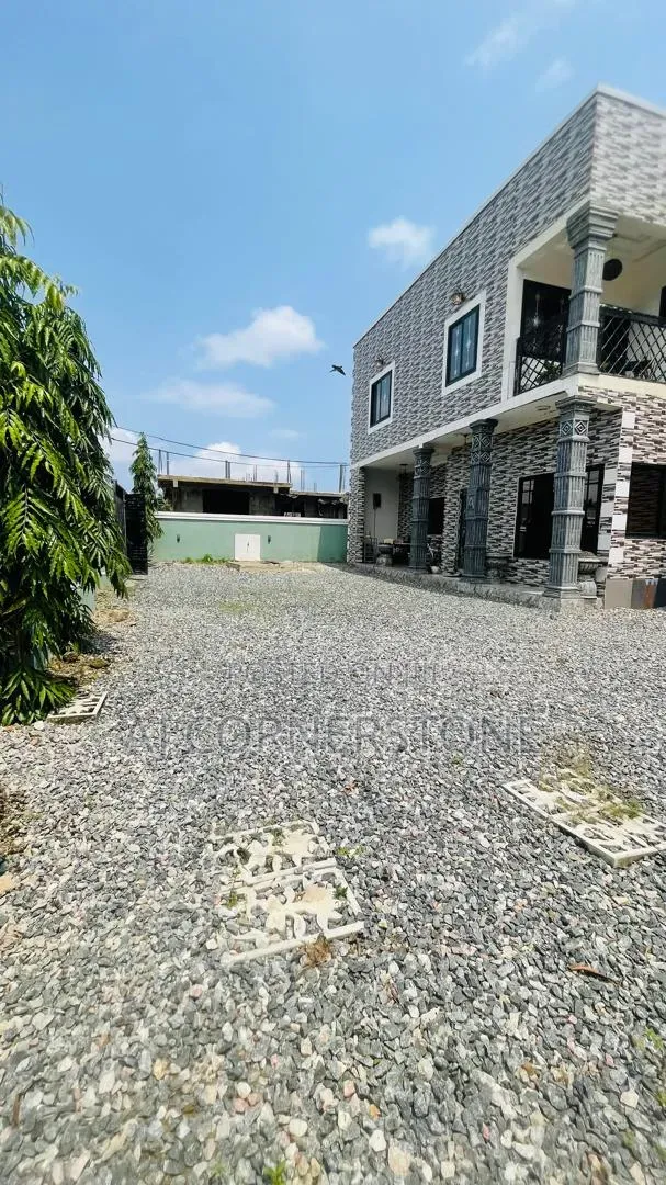 6bdrm House in Manhean for sale in Manhean