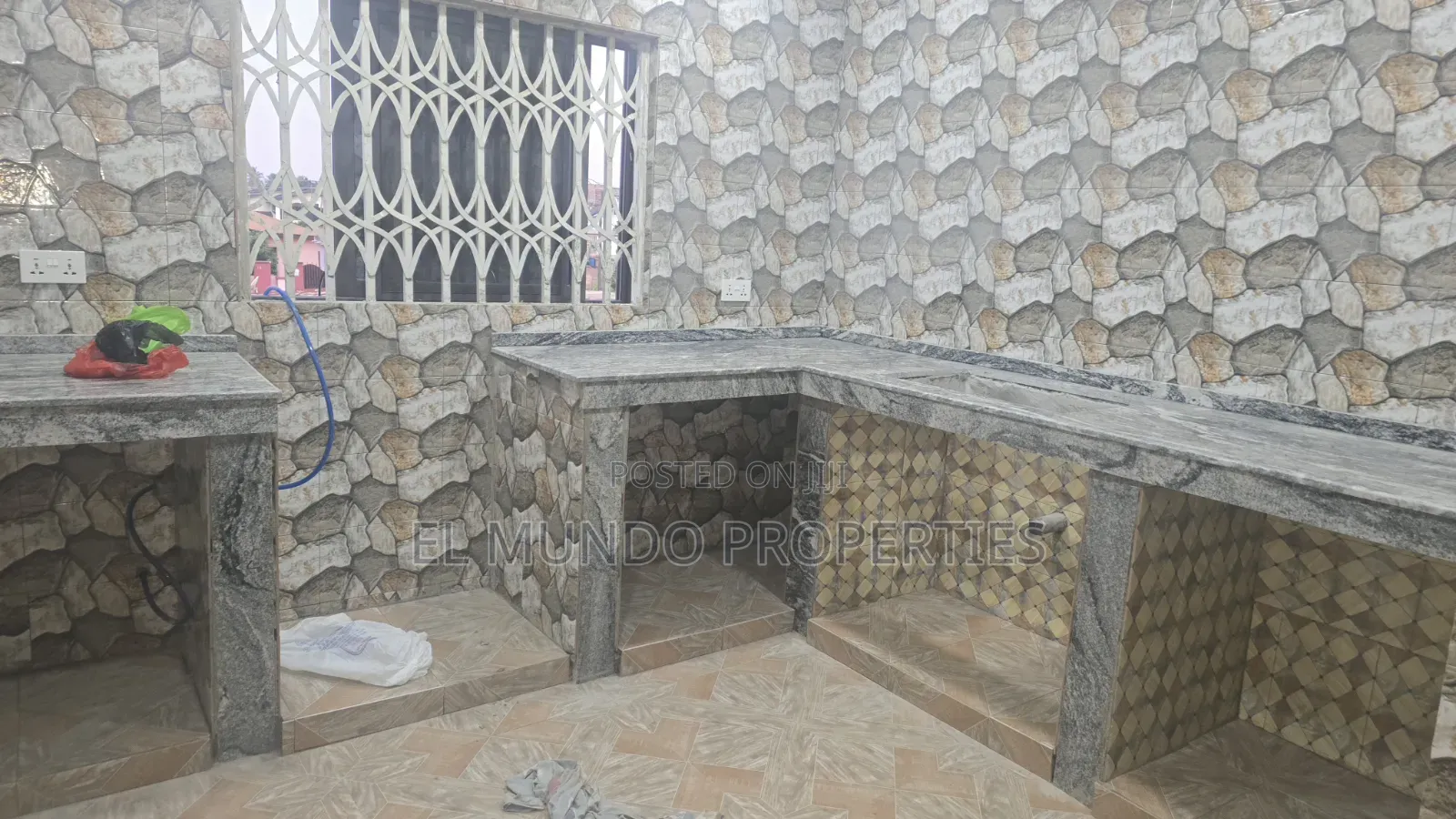 2bdrm Apartment in Adoato/Kokoso, Kumasi Metropolitan for rent in Kumasi Metropolitan