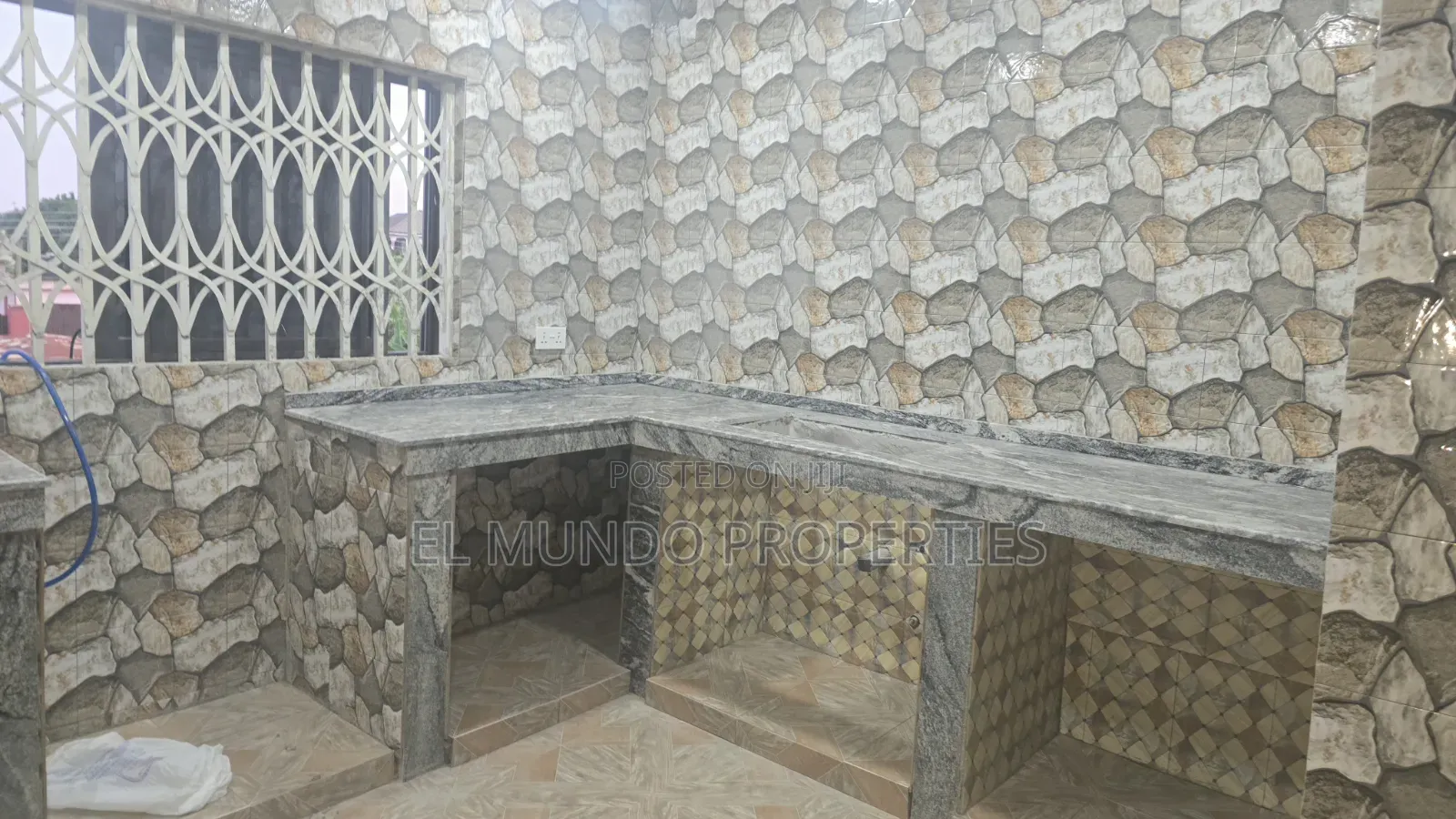 2bdrm Apartment in Adoato/Kokoso, Kumasi Metropolitan for rent in Kumasi Metropolitan