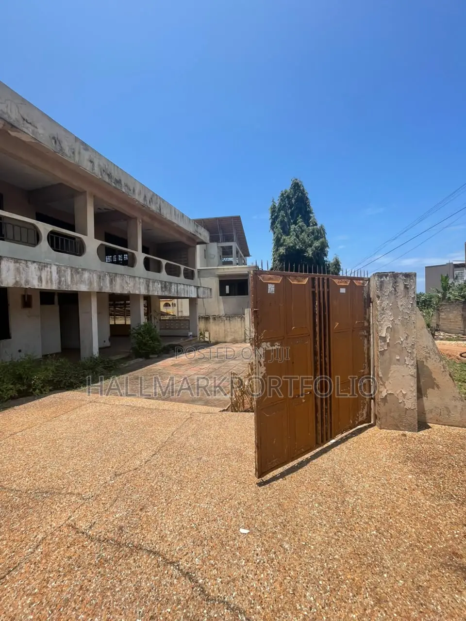 Prime Freehold Land for Sale at Labone in Labone