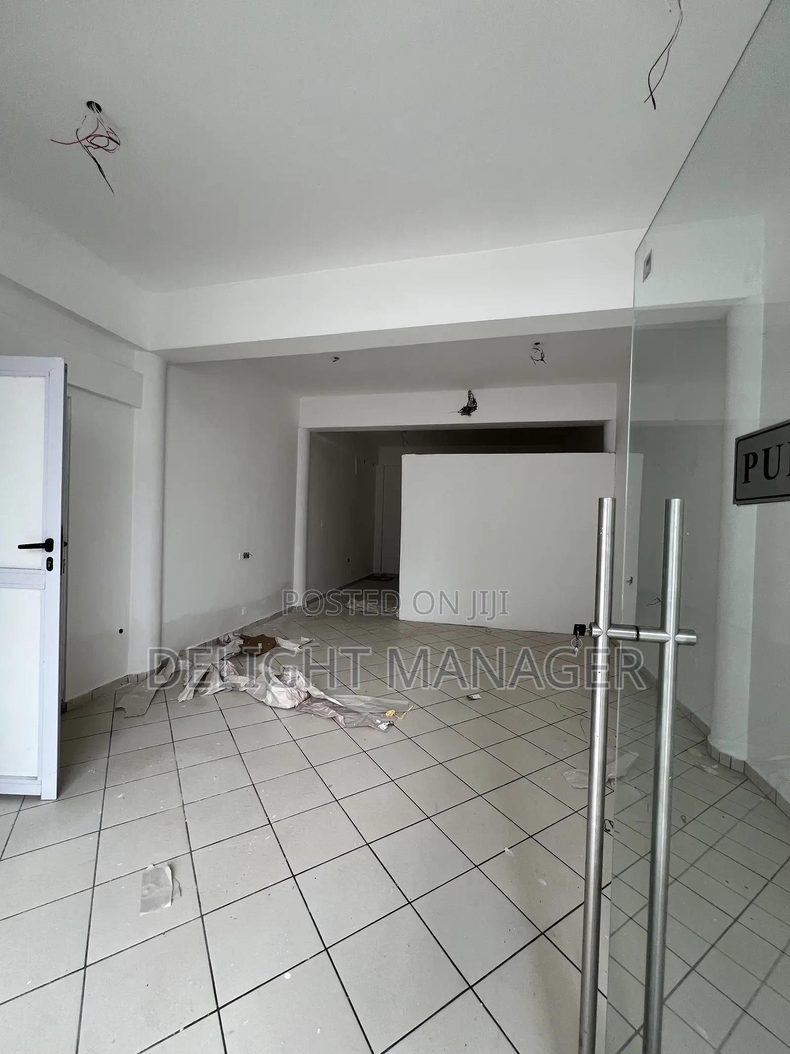 Shop for Rent at Dzorwulu in Dzorwulu