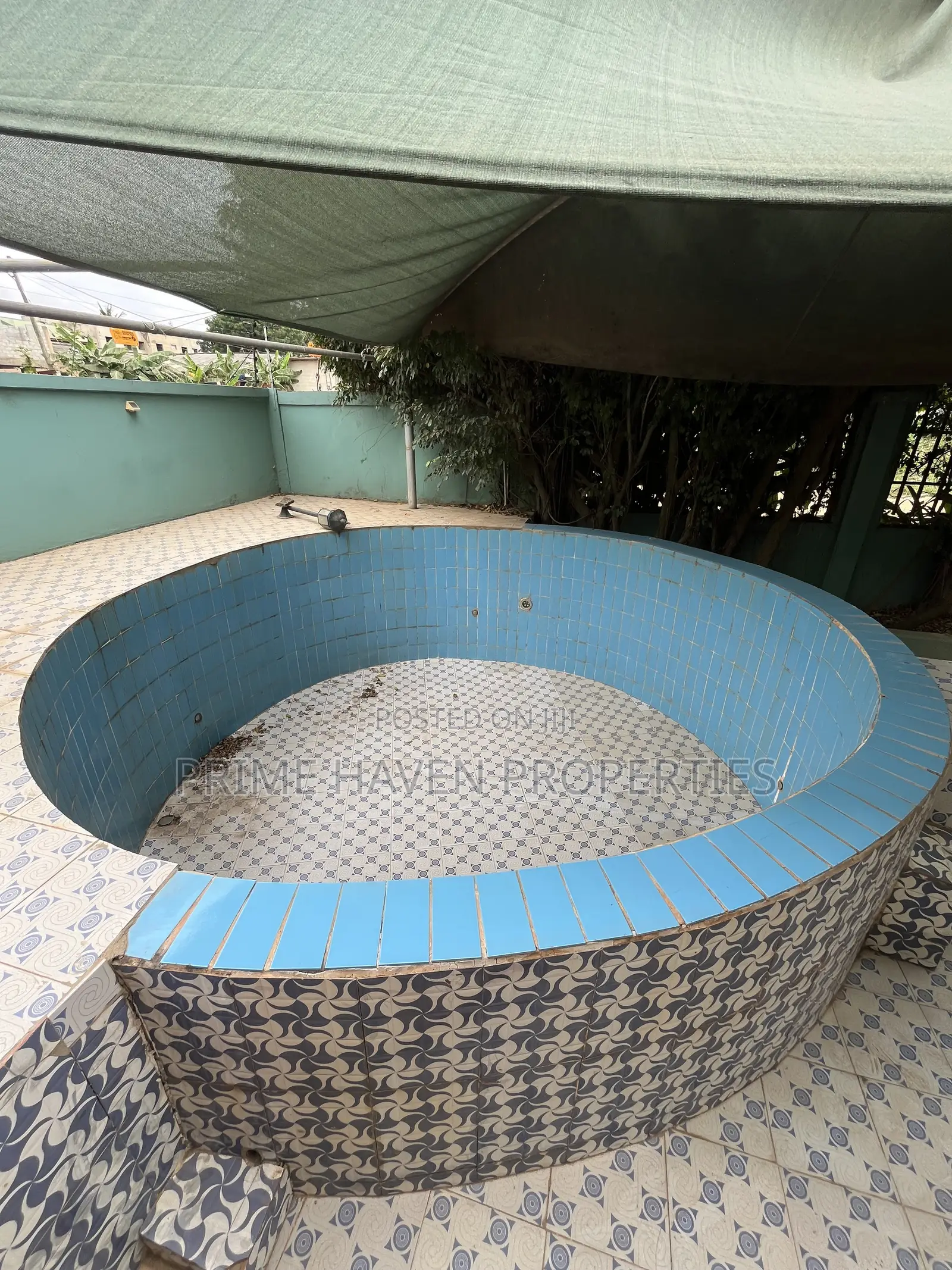 Furnished 10bdrm House in Agbogba for sale in Agbogba