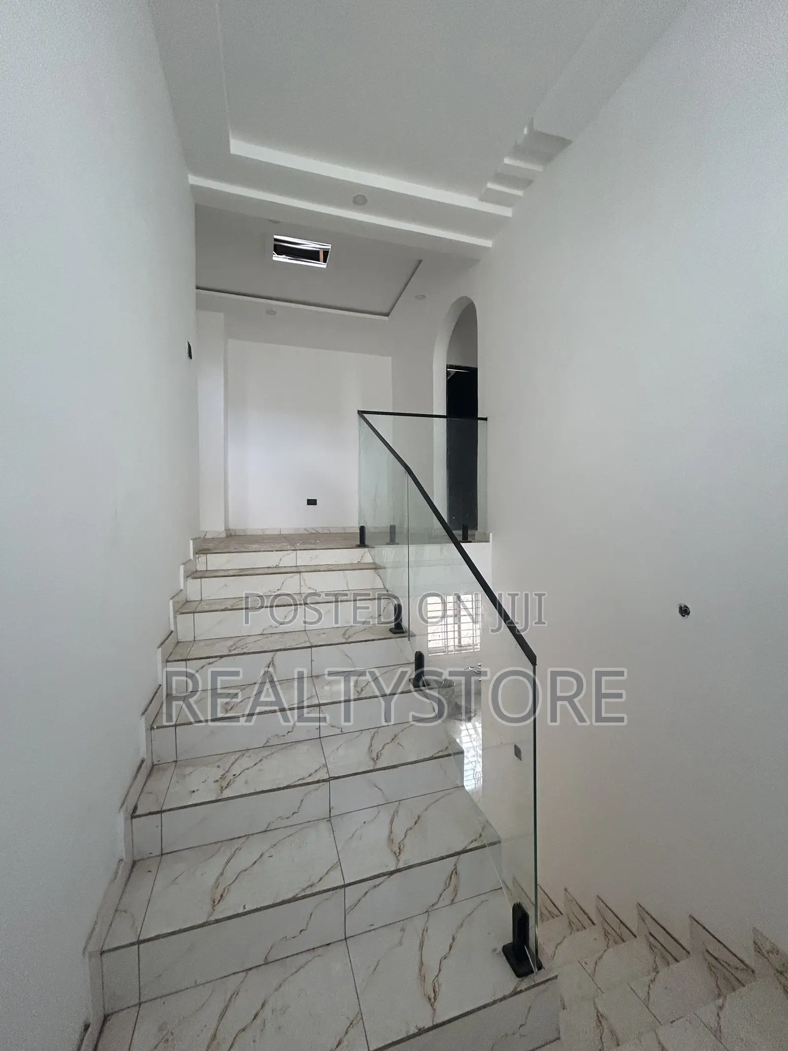 4bdrm House in Kwabenya, Accra Metropolitan for sale in Accra Metropolitan