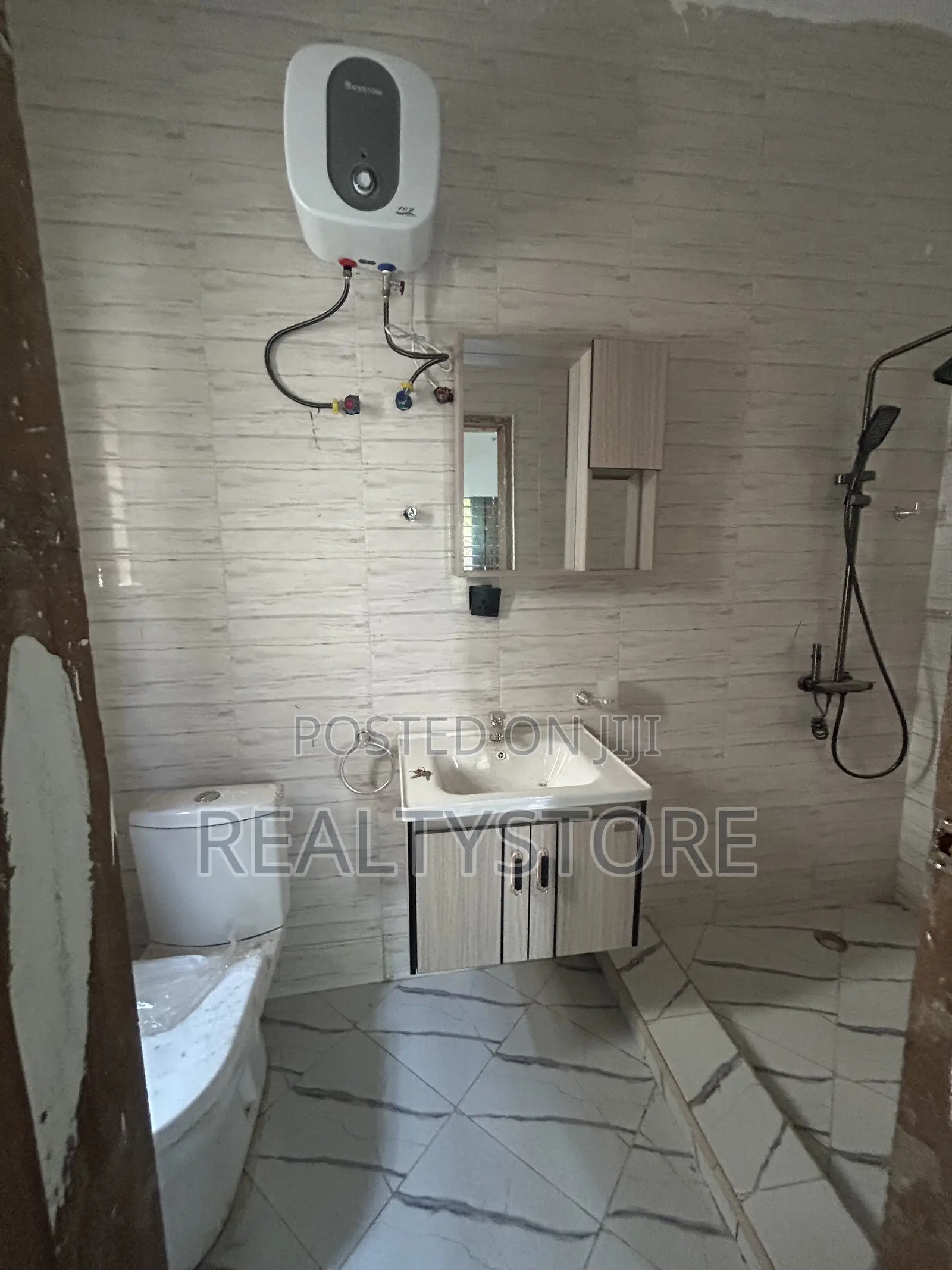 4bdrm House in Ashongman Estate, Accra Metropolitan for sale in Accra Metropolitan