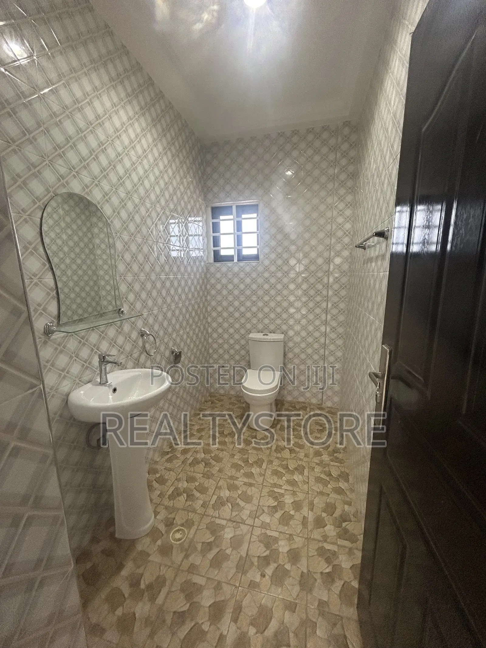 3bdrm Apartment in Haatso, Accra Metropolitan for rent in Accra Metropolitan