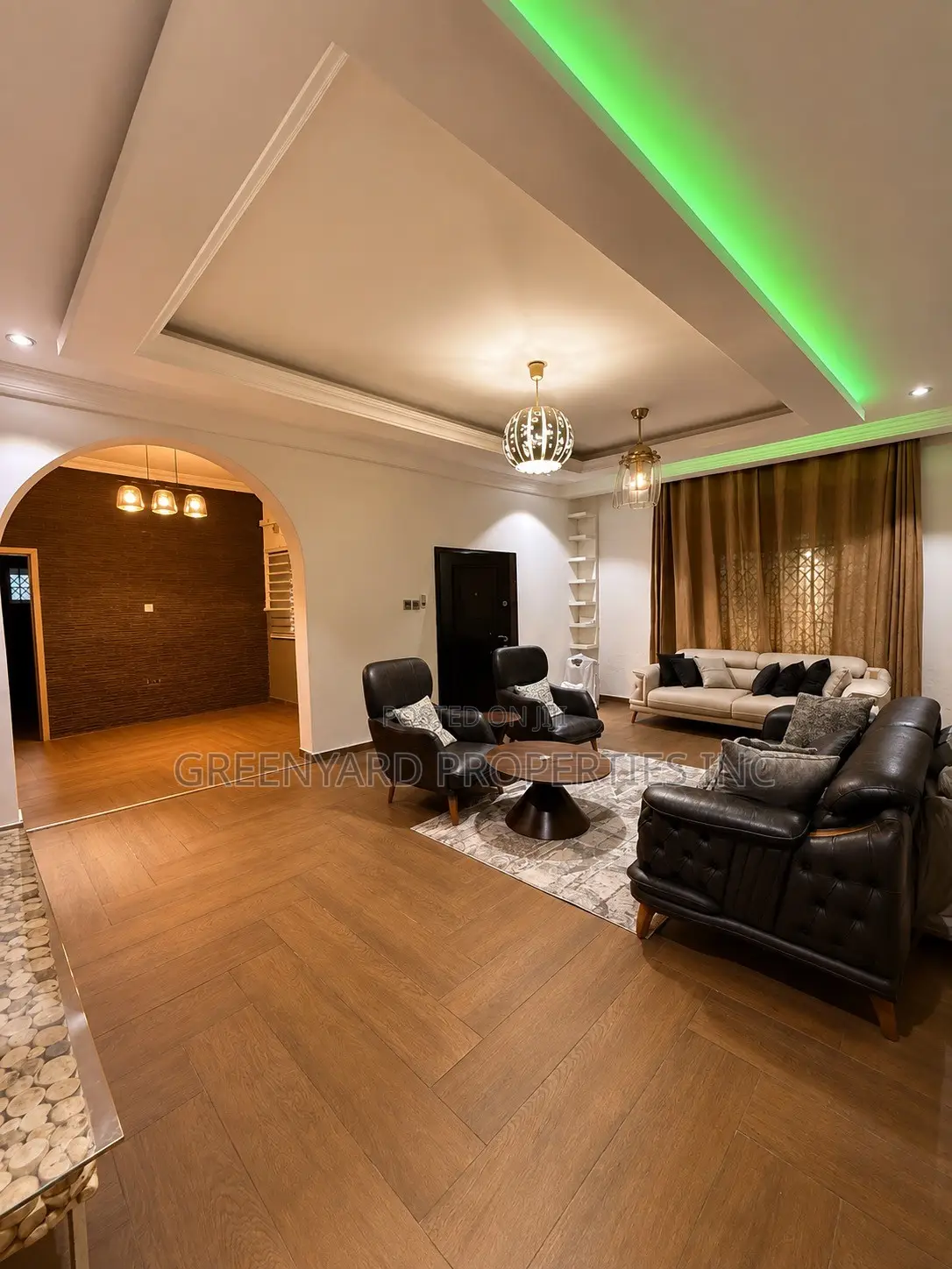 Furnished 5bdrm House in American 🇺🇸 House, East Legon for sale in East Legon