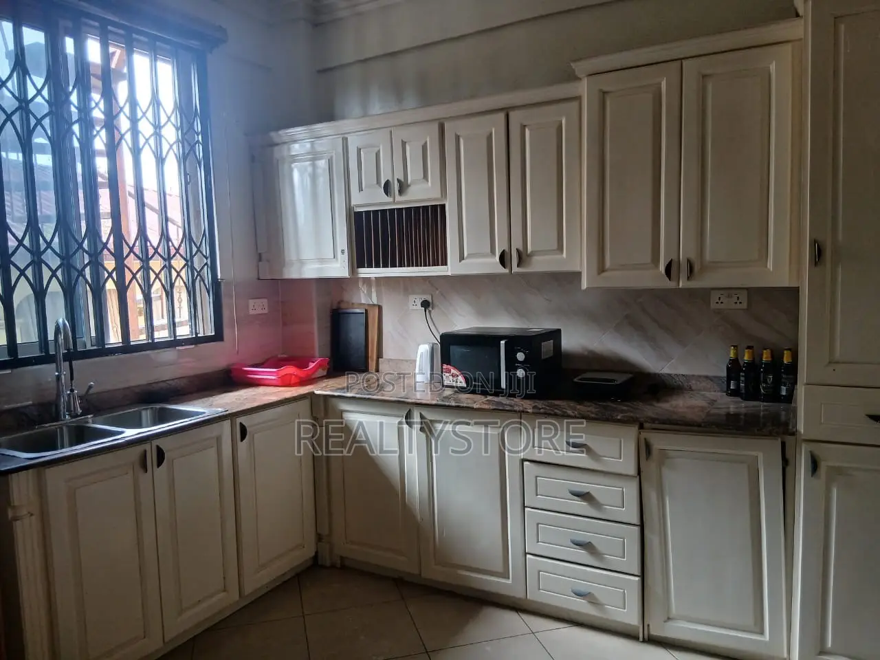 Furnished 2bdrm Apartment in Tseaddo, Accra Metropolitan for rent in Accra Metropolitan