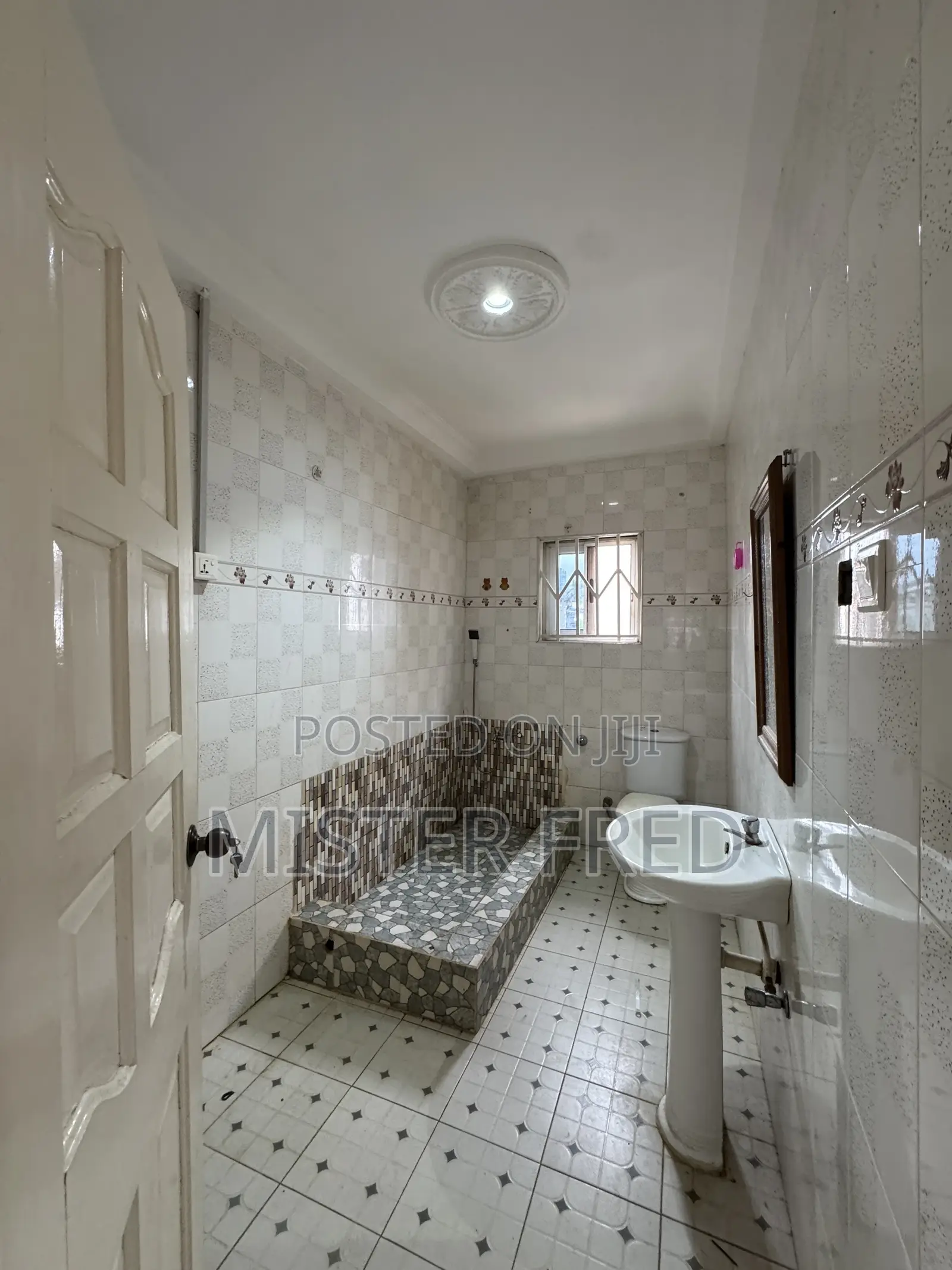 1bdrm Apartment in Mile11, Weija for rent in Weija