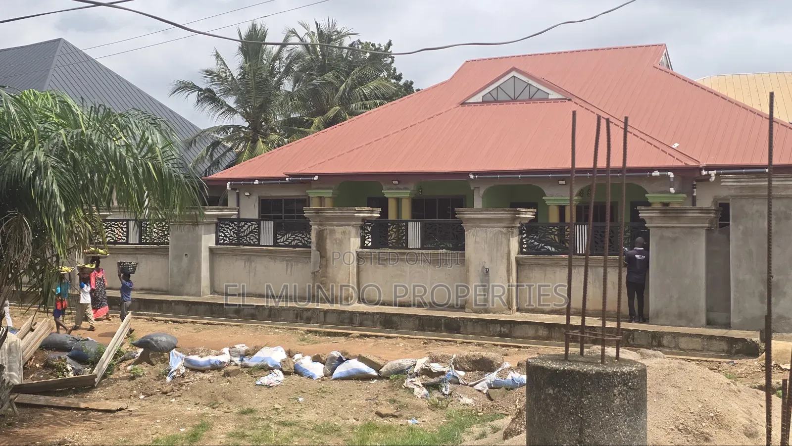 Furnished 6bdrm House in Pokukrom, Kumasi Metropolitan for sale in Kumasi Metropolitan