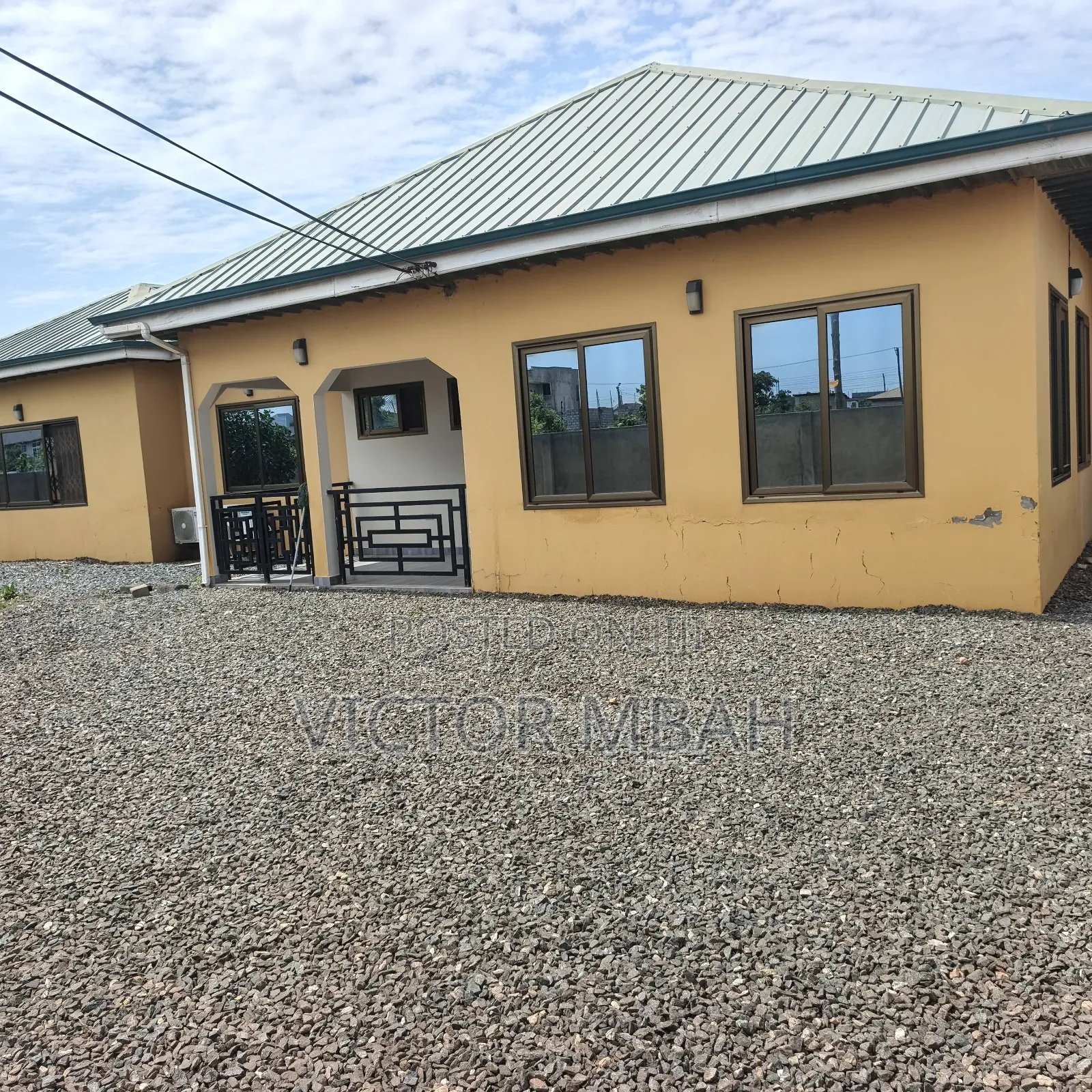 4bdrm Bungalow in Community 25 Tema for rent in Community 25