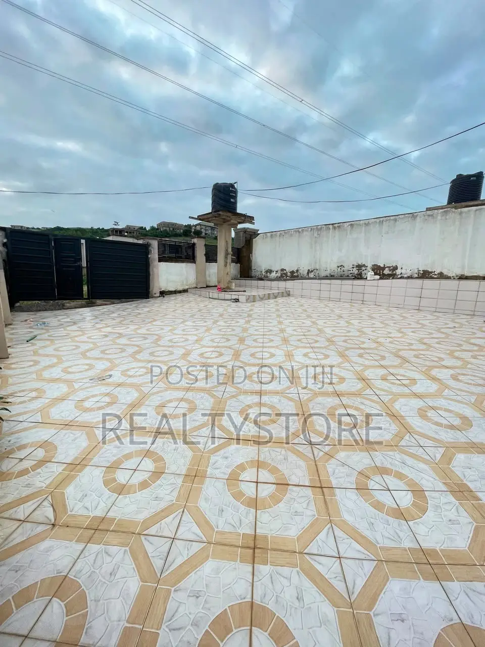 3bdrm House in Kwabenya, Accra Metropolitan for sale in Accra Metropolitan