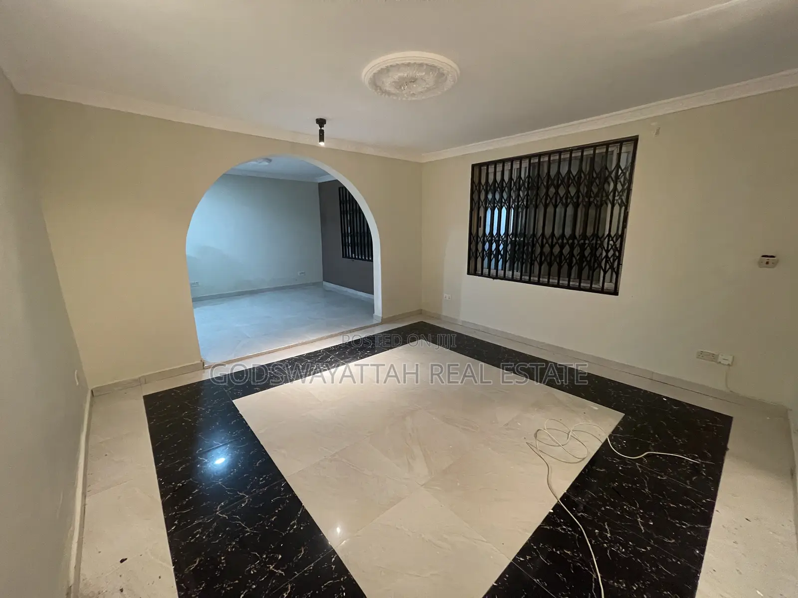 3bdrm Apartment in East Legon, Adjiriganor for rent in Adjiriganor