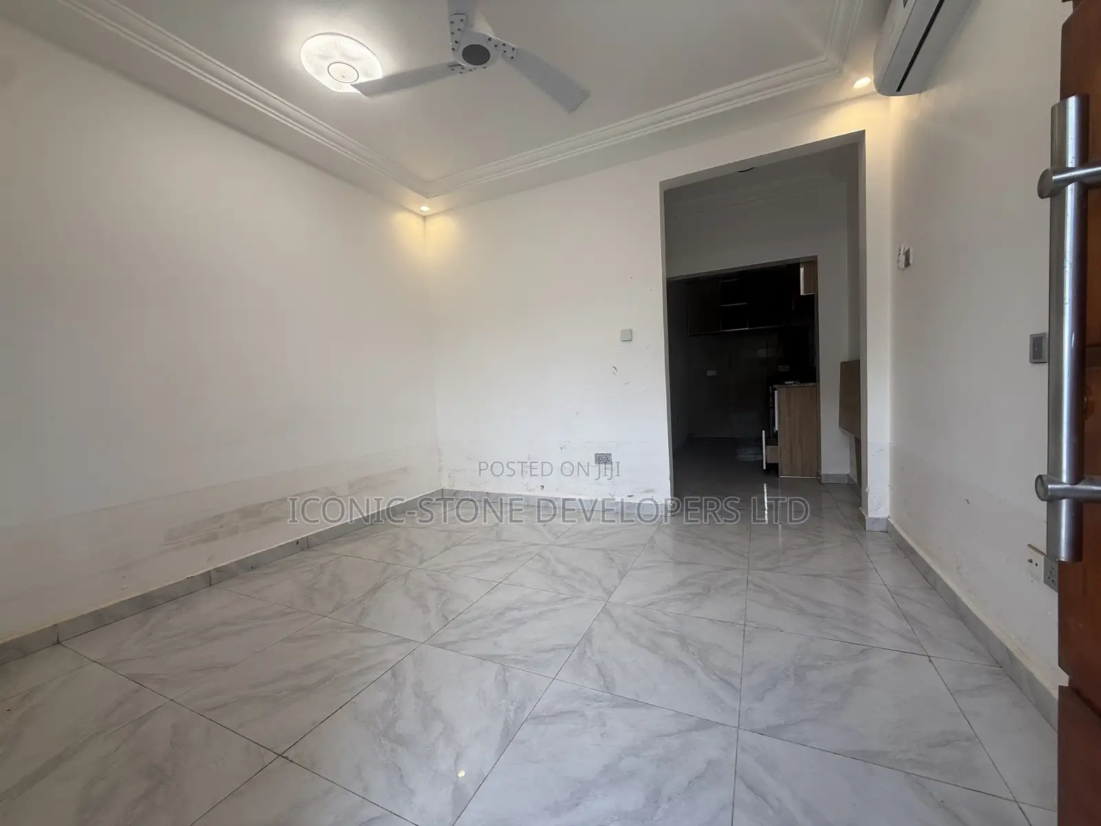 1bdrm Apartment in Lakeside for rent in Lake Side Estate