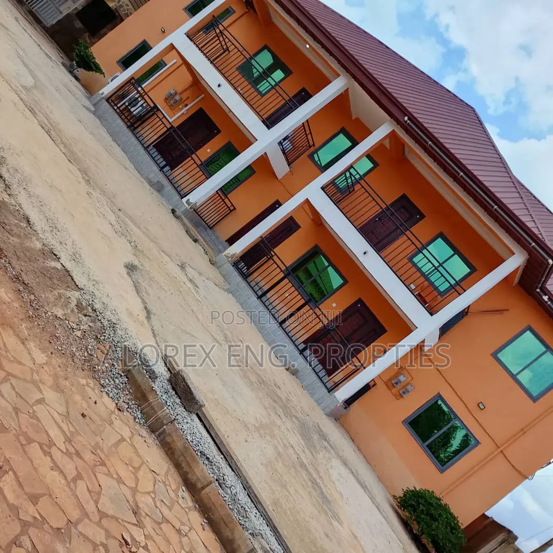 2bdrm Apartment in Adenta, Amanfro, Frafraha for rent in Frafraha