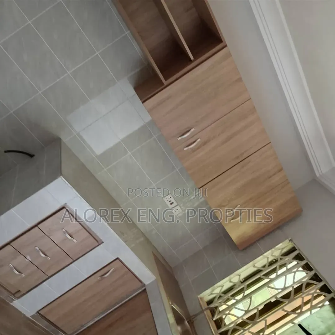 2bdrm Apartment in Adenta, Amanfro, Frafraha for rent in Frafraha