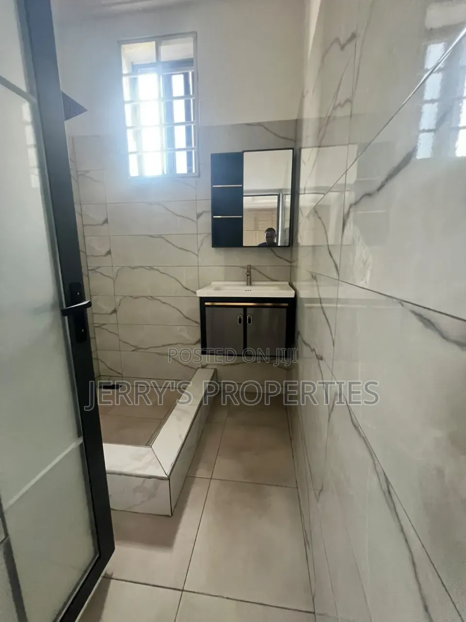 2bdrm Apartment in Jerry, Tseaddo for rent in Tseaddo