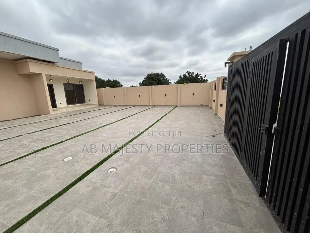 3bdrm House in Ab Majesty, Accra Metropolitan for sale in Accra Metropolitan