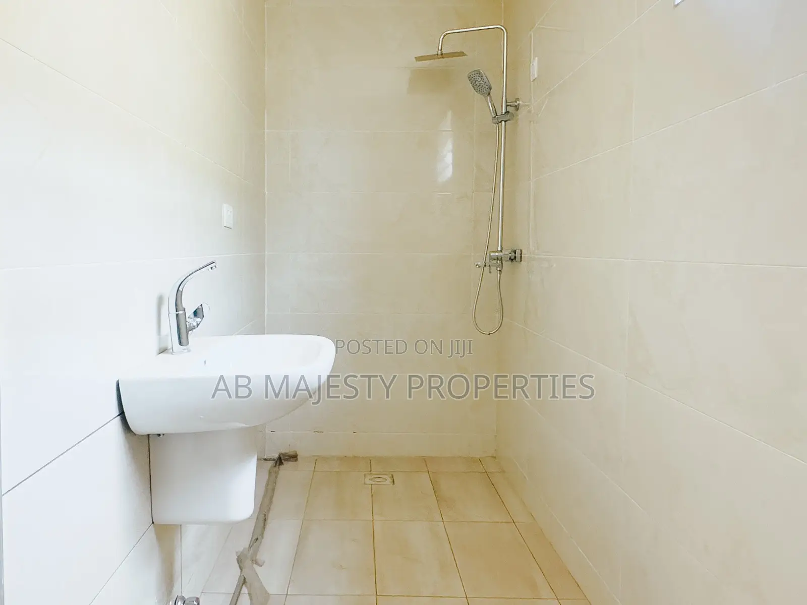 3bdrm House in Ab Majesty, Accra Metropolitan for sale in Accra Metropolitan