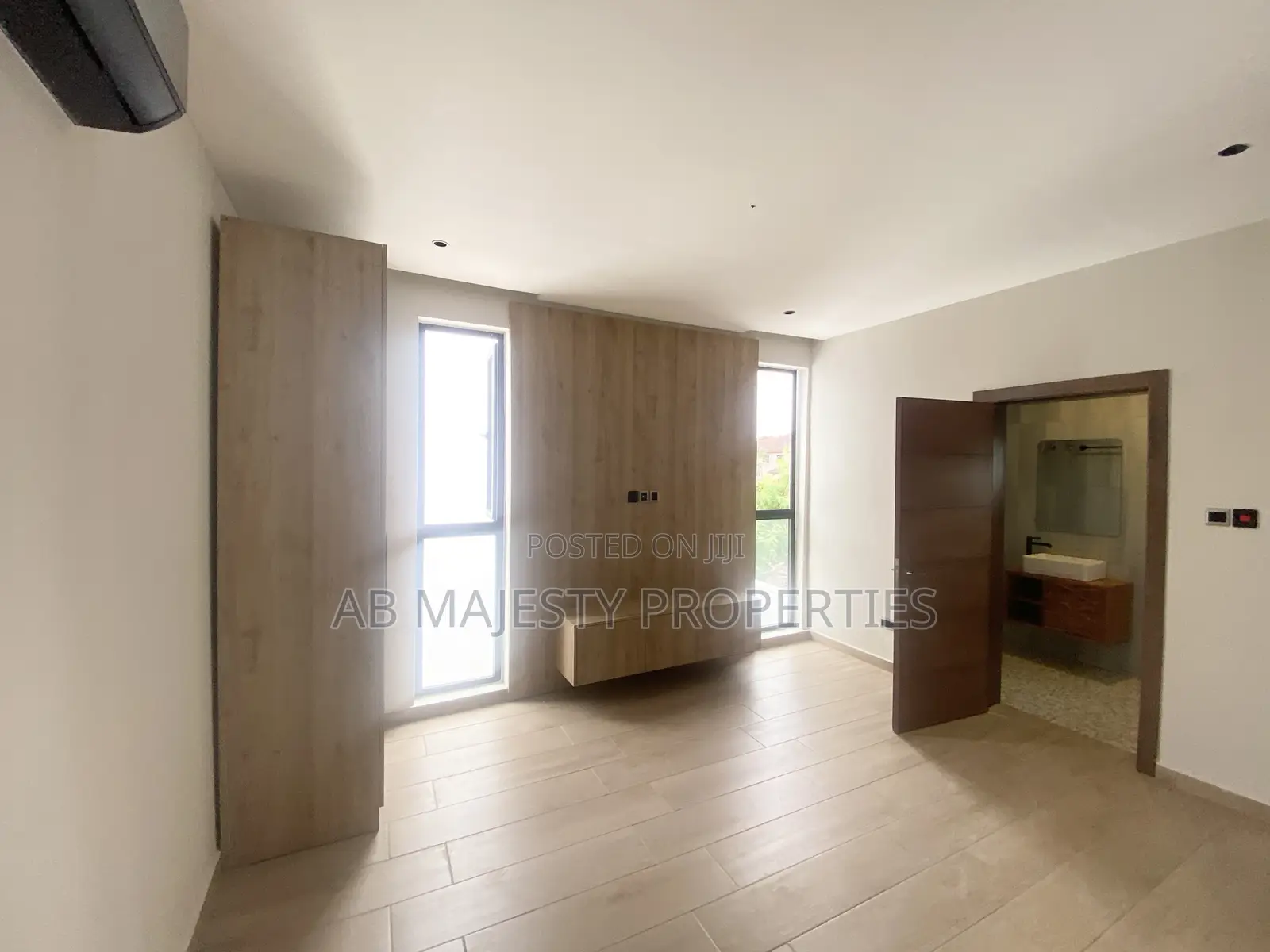 4bdrm House in Ab Majesty, Airport Residential Area for sale in Airport Residential Area