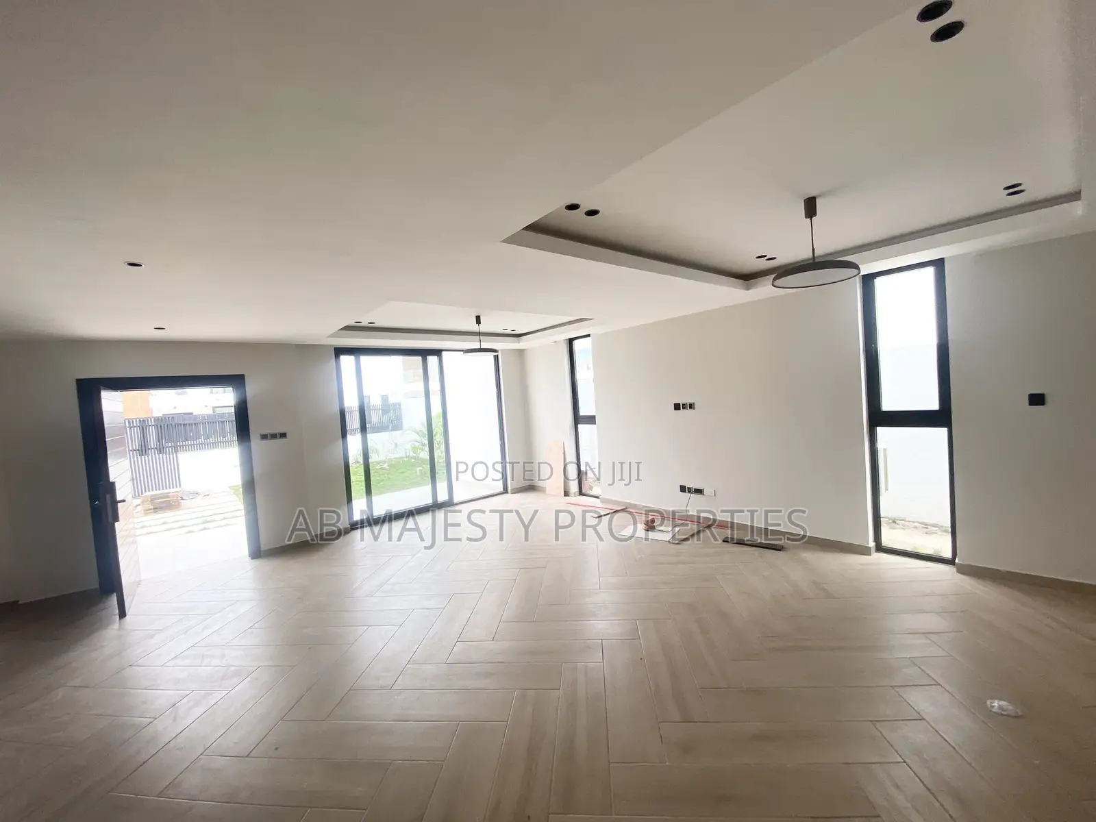 4bdrm House in Ab Majesty, Airport Residential Area for sale in Airport Residential Area