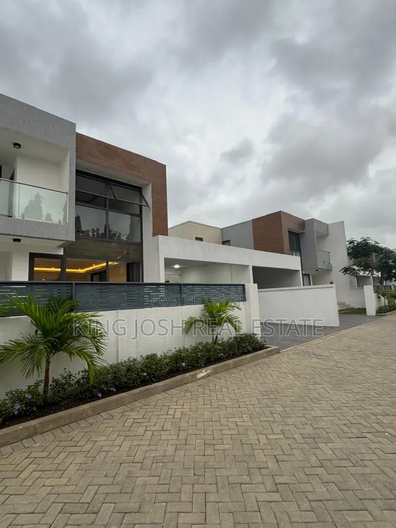 4bdrm House in Spintex, Baatsona Total for rent in Baatsona Total