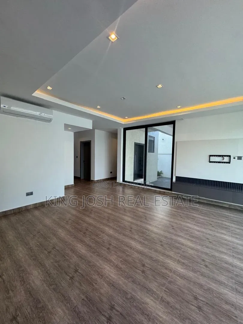 4bdrm House in Spintex, Baatsona Total for rent in Baatsona Total