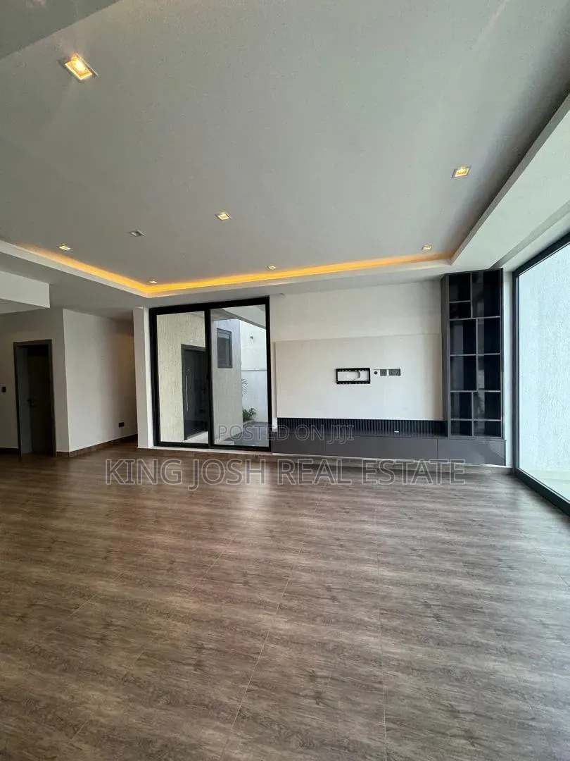 4bdrm House in Spintex, Baatsona Total for rent in Baatsona Total