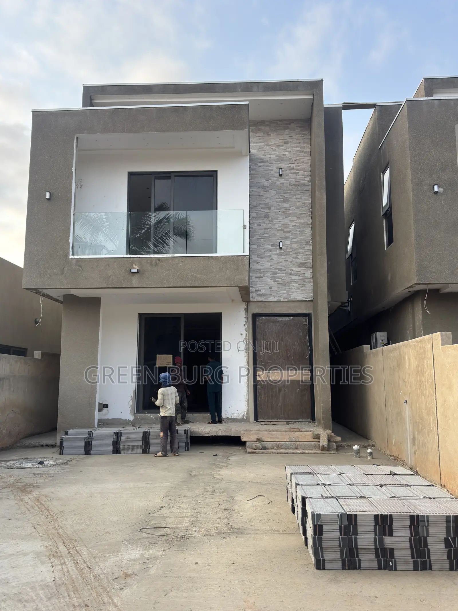 4bdrm House in Green, East Legon for sale in East Legon