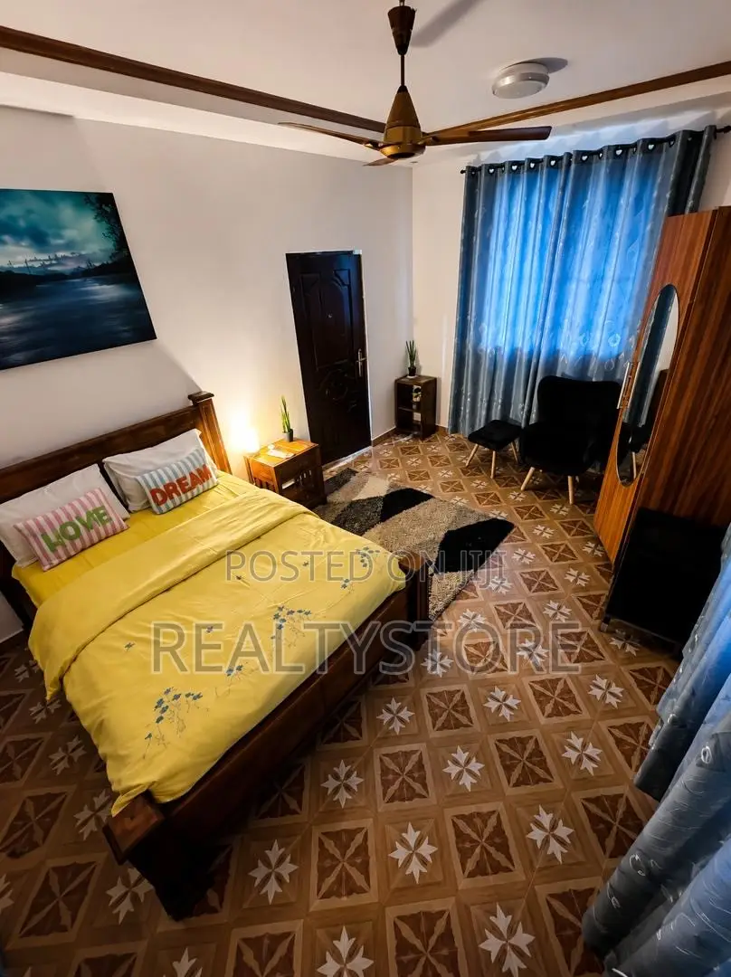 Furnished 4bdrm House in Estate, Accra Metropolitan for rent in Accra Metropolitan