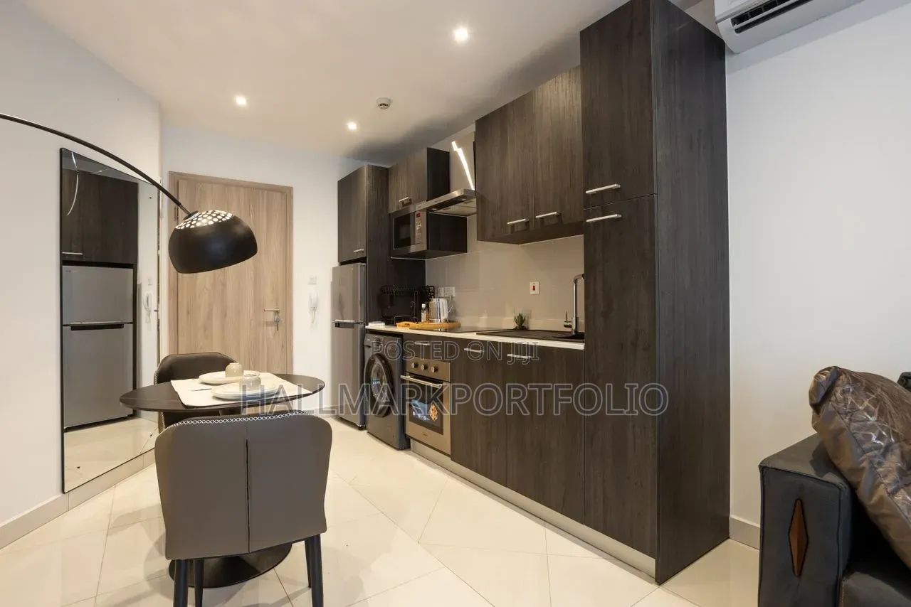 Furnished 1bdrm Apartment in Loxwood, Boundary Road Area for sale in Boundary Road Area