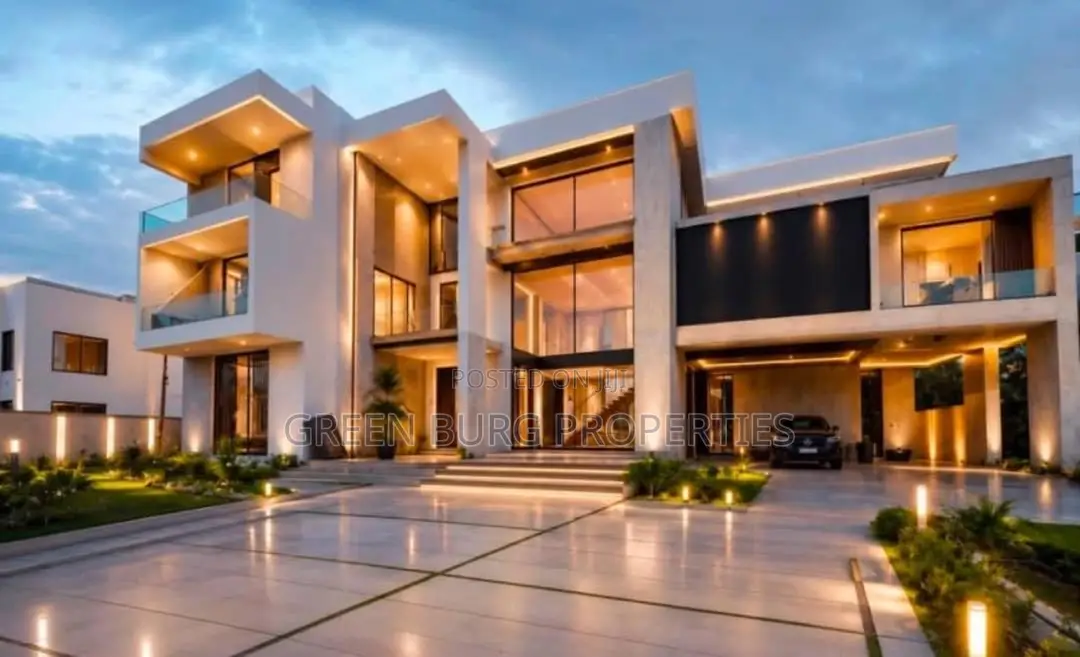 10bdrm Mansion in Green, Adjiriganor for sale in Adjiriganor