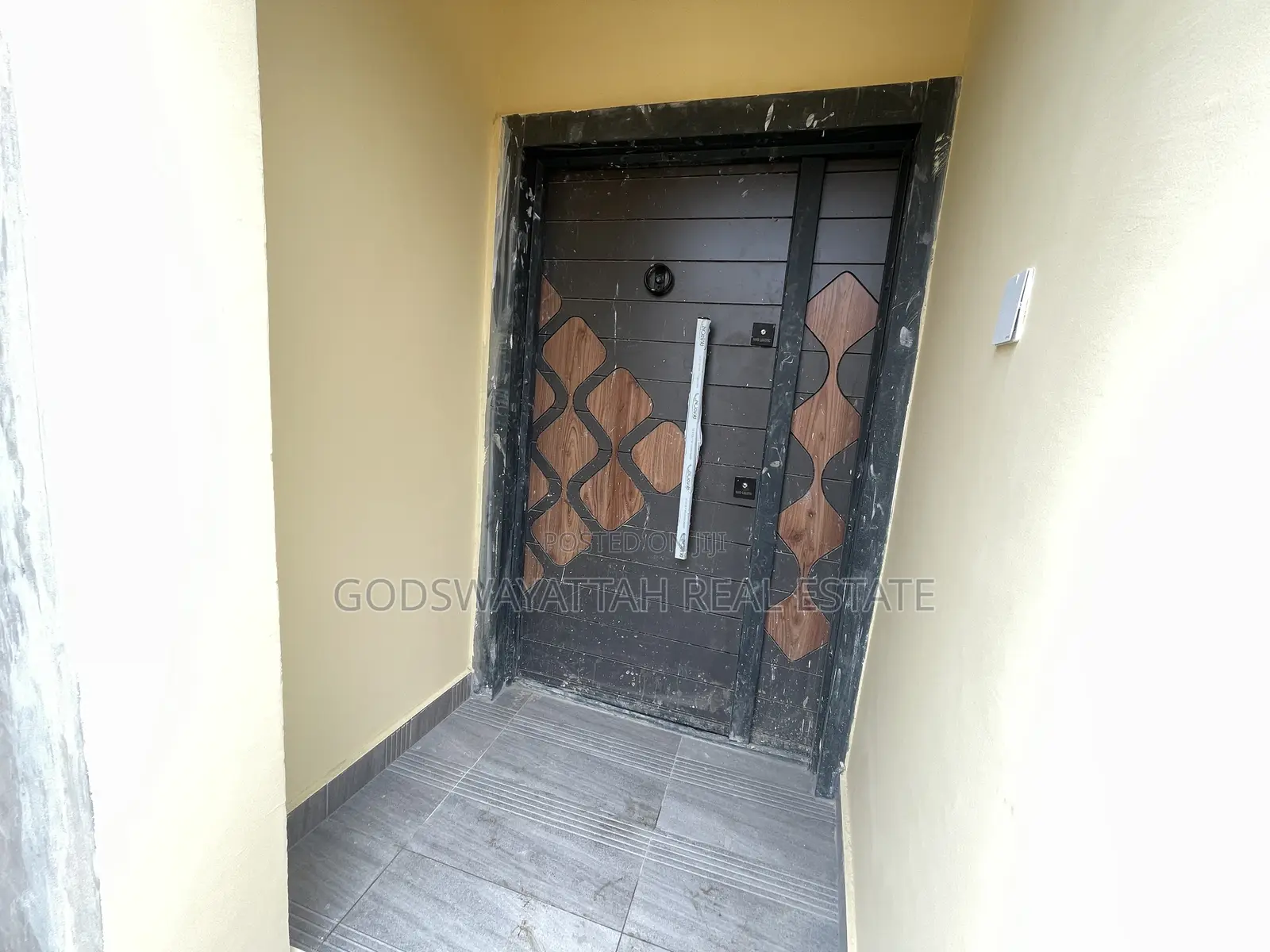 3bdrm Apartment in East Legon, Adjiriganor for rent in Adjiriganor