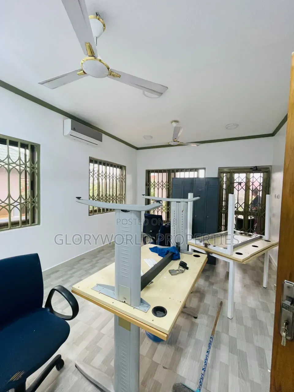 3bdrm Duplex in Baatsona Total for rent in Baatsona Total
