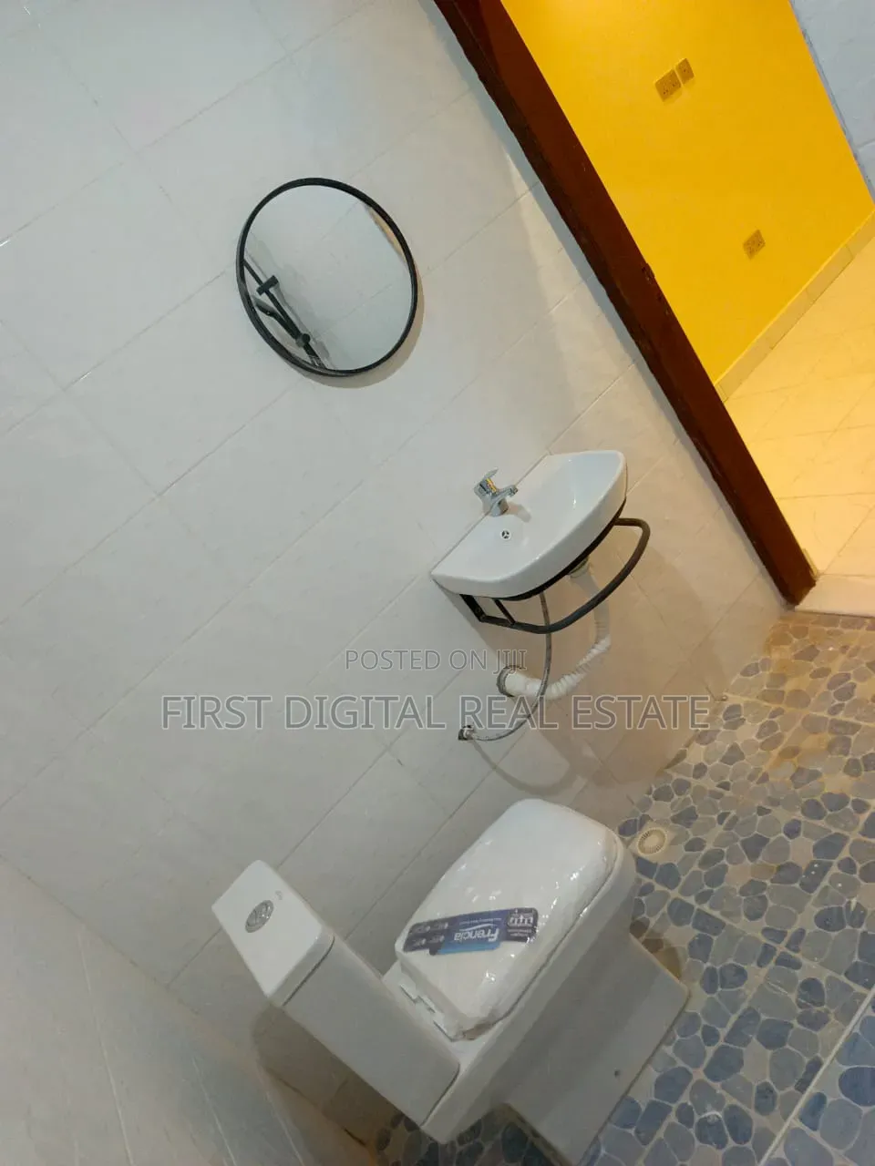 4bdrm Duplex in First Digital Real, West Hills Mall Area for rent in West Hills Mall Area