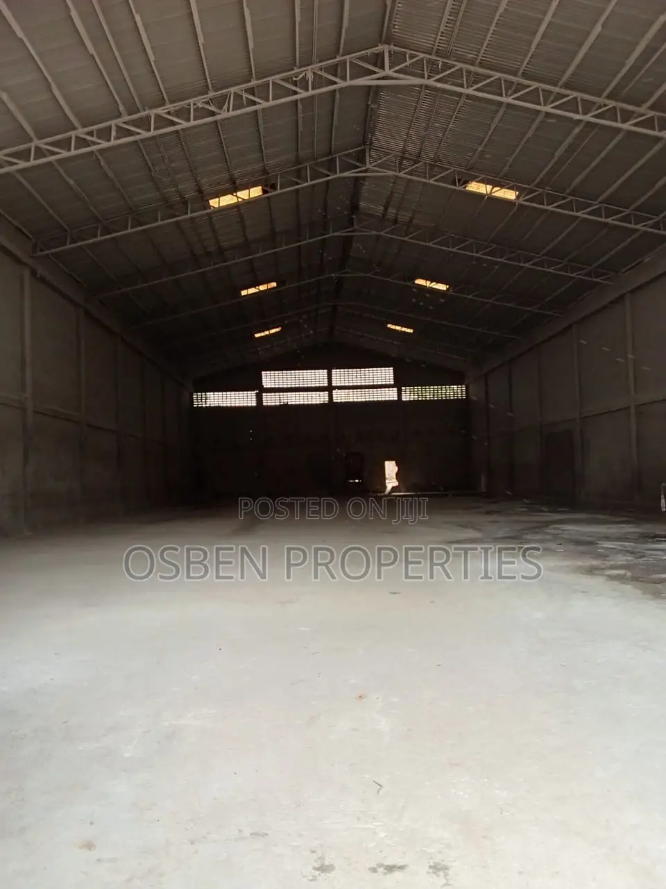 750 Square Meters Warehouse for Rent at Spintex in Spintex
