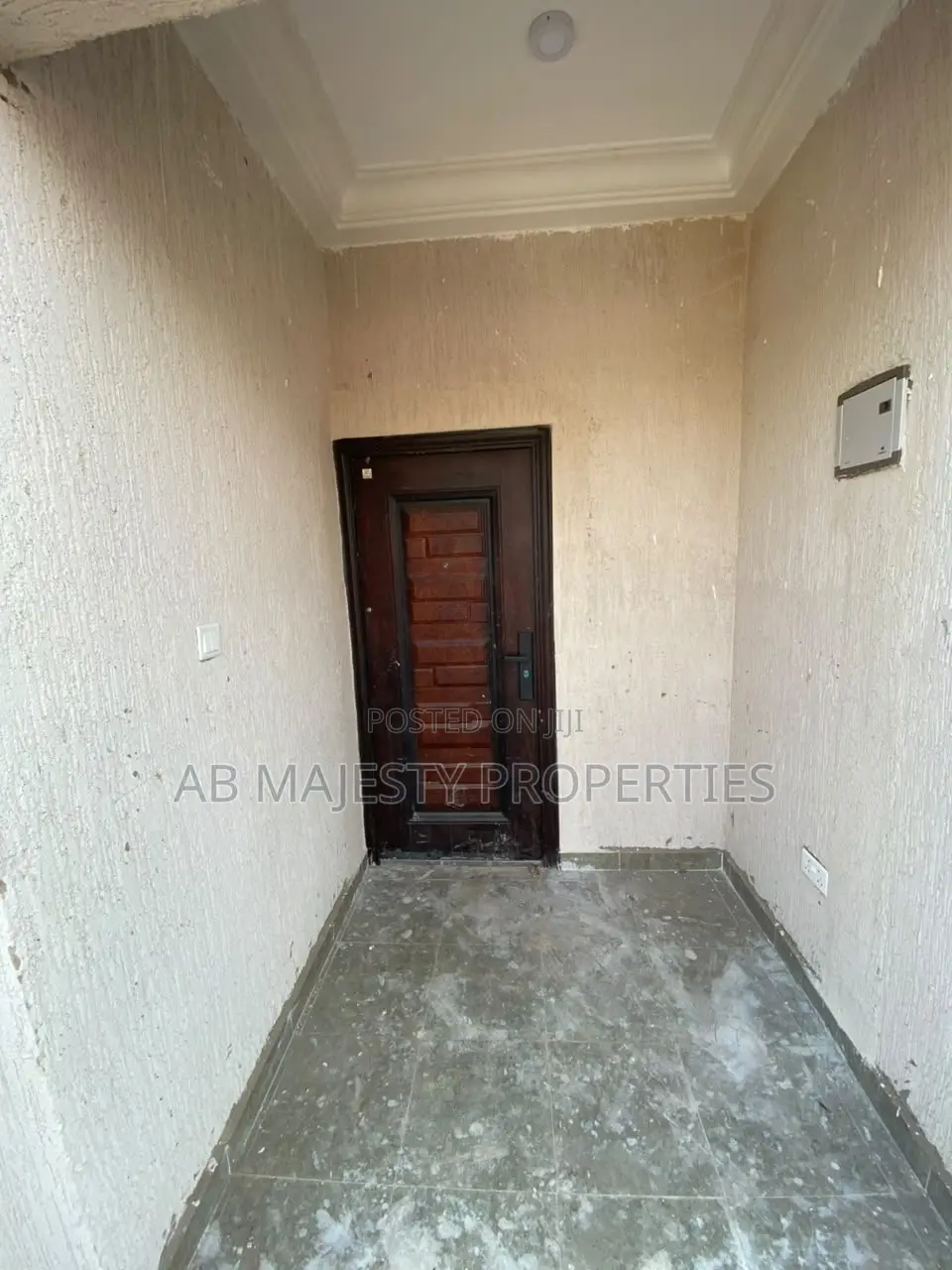 1bdrm Apartment in Ab Majesty, School Junction for rent in School Junction
