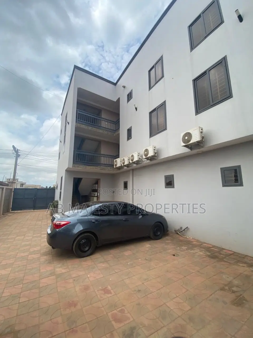 2bdrm Apartment in Ab Majesty, School Junction for rent in School Junction
