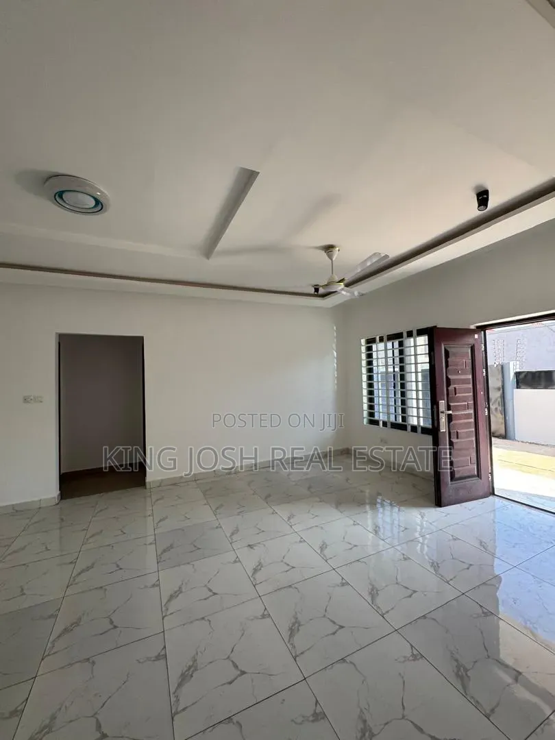 3bdrm House in Lashibi, Baatsona Total for rent in Baatsona Total