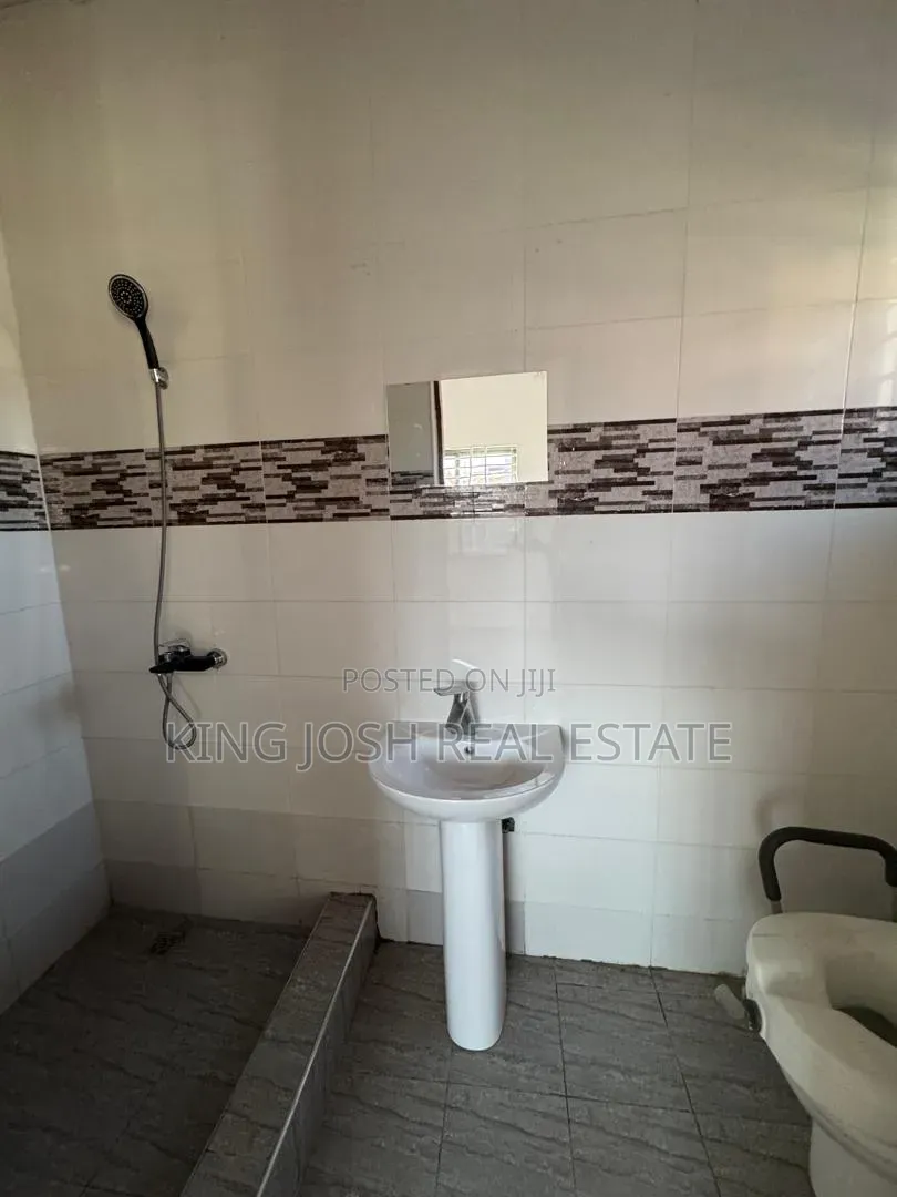 3bdrm House in Lashibi, Baatsona Total for rent in Baatsona Total