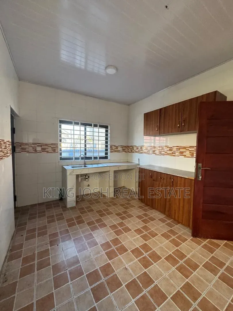 3bdrm House in Lashibi, Baatsona Total for rent in Baatsona Total
