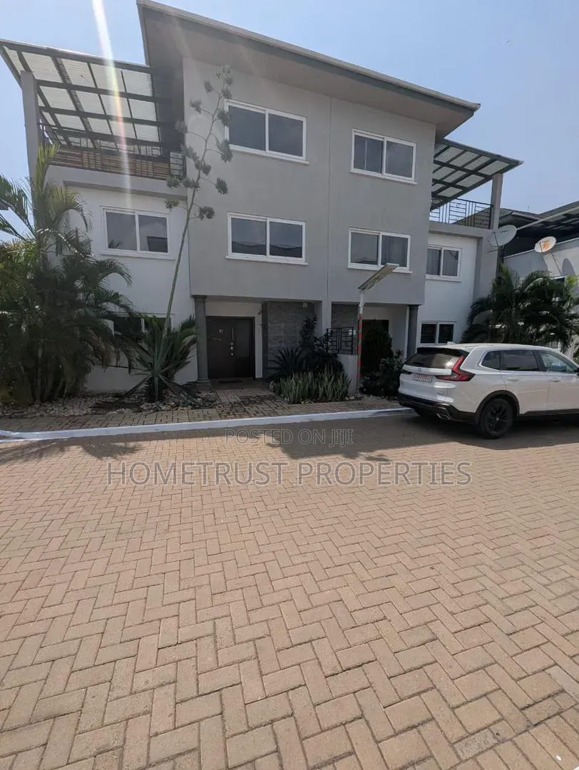 4bdrm Duplex in Cantonment, DVLA Area for rent in DVLA Area