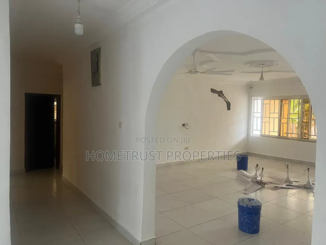 4bdrm House in Kwabenya Franco for rent in Kwabenya