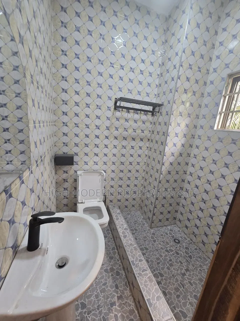 2bdrm Apartment in Teshie Tebibiano, Accra Metropolitan for rent in Accra Metropolitan